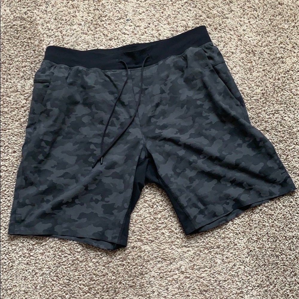 Lululemon THE men’s shorts 9”